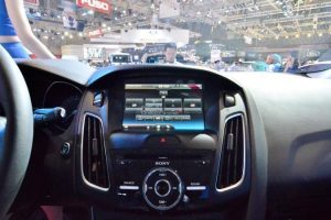 hệ thống giải trí xe ford focus 2017