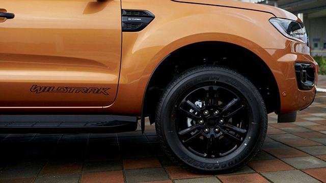 ford-ranger-2021-ra-mat-thai-lan-muaxegiatot-vn-11